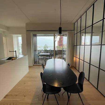 Nordhavn Luxe W Water View